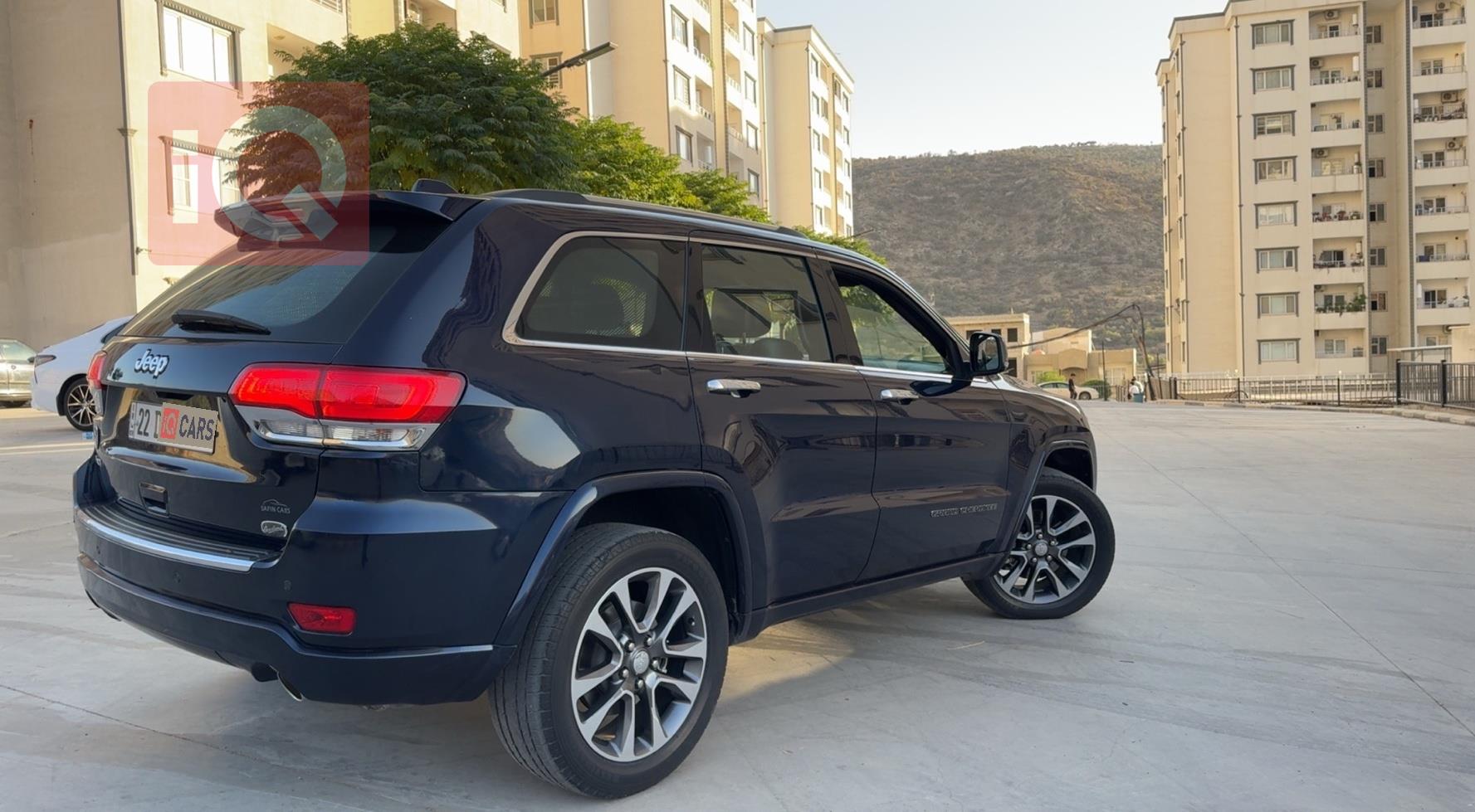 جیپ گراند شیرۆکی